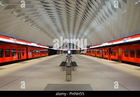 Innenraum der Station Matinkylä Stockfoto