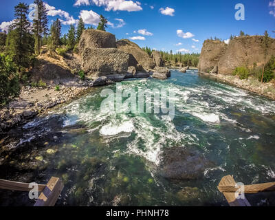 Am Flußufer Schüssel und Krug State Park in Spokane Washington Stockfoto