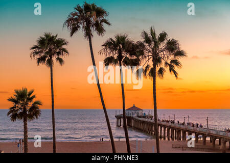 California Beach bei Sonnenuntergang Stockfoto