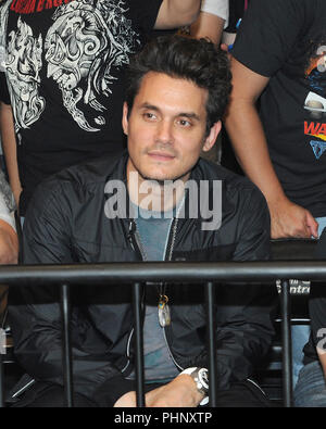 Chicago, Illinois, USA. 1. Sep 2018. Sänger John Mayer besucht die Ausverkauft 'All in'-Event an der Sears Centre am 1. September 2018 in Chicago, Illinois. Credit: George Napolitano/Medien Punch/Alamy leben Nachrichten Stockfoto