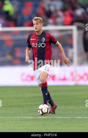 Bologna, Italien. 01 Sep, 2018. Filip Helander (Bologna) während Erie der Italienischen eine "Übereinstimmung zwischen Bologna 0-3 Inter zu Renato Alle Ara Stadion am 01 September, 2018 in Bologna, Italien. (Foto von Maurizio Borsari/LBA) Quelle: Lba Co.Ltd./Alamy leben Nachrichten Stockfoto