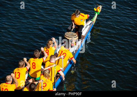 Mülheim an der Ruhr, Deutschland. 2. September 2018. Der 22 Dragon Boat Festival gefeiert, an der Ruhr. Foto: Bettina Strenske/Alamy leben Nachrichten Stockfoto