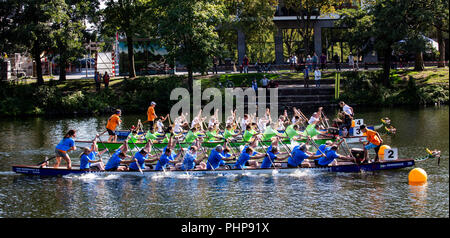 Mülheim an der Ruhr, Deutschland. 2. September 2018. Der 22 Dragon Boat Festival gefeiert, an der Ruhr. Foto: Bettina Strenske/Alamy leben Nachrichten Stockfoto