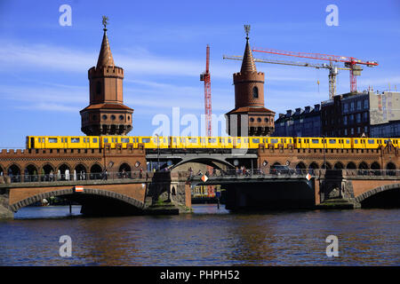 Berlin; Deutschland; Oberbaumbrücke; Stockfoto