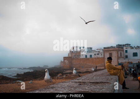 Essaouira, auch als Mogador genannt, ist ein beliebtes Reiseziel in Nordafrika Stockfoto