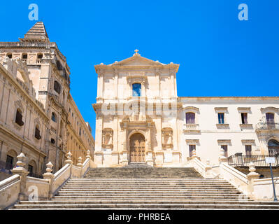 NOTO, ITALIEN - San Francesco D'Assisi Kirche Stockfoto