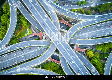 Luftaufnahme von erhöhten Road Kreuzung Stockfoto