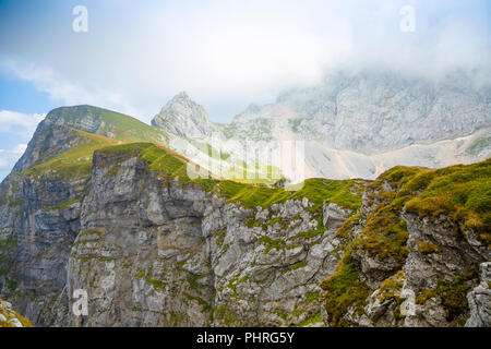 Panoramablick auf italienische Alpen von Mangart in Slowenien Sattel Stockfoto
