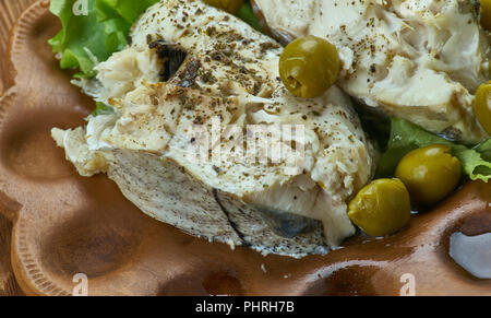 Alaskan Kabeljau mit Fenchel, Oliven Stockfoto