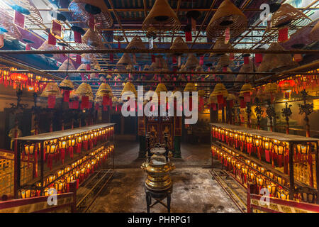 Innenraum der Man Mo Tempel in Hong Kong Stockfoto