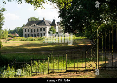 Das Landgut Singraven, Niederlande - 31. Juli 2018: Die singraven Immobilien ist einzigartig entlang der Dinkel in der Nähe des Dorfes Denekamp entfernt. Auf dem Estat Stockfoto