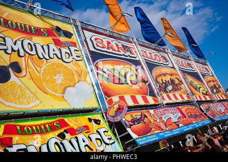 Essen steht bei der Great New York State Fair, 1. September 2018. Stockfoto
