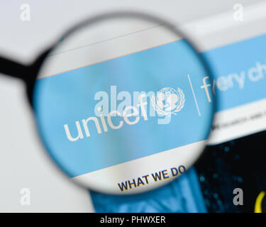 Mailand, Italien - 20 August 2018: UNICEF-Homepage. UNICEF Logo sichtbar. Stockfoto