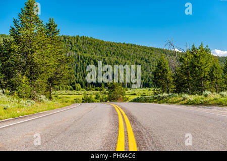 Autobahn im Grand Teton National Park Stockfoto