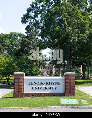 HICKORY, North Carolina, USA-9/1/18: Lenoir - Rhyne Universität, früher Lenoir - Rhyne Hochschule. Stockfoto