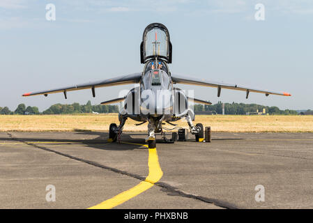 Dassault/Dornier Alpha Jet light attack Jet der belgischen Luftwaffe am Beauvechain Airbase. Stockfoto