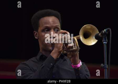 Chicago, Illinois, USA. 1. Sep 2018. Die 40Th Chicago jährlichen Jazz Festival findet statt vom 24. August bis 2. September an Schauplätzen über Chicago. Das wichtigste Ereignis im Millennium Park auf mehreren Stufen. Ramsey Lewis, dem legendären Pianisten und Komponisten hervorgehoben Aufführungen am Samstag Abend. Credit: Karen I. Hirsch/ZUMA Draht/Alamy leben Nachrichten Stockfoto