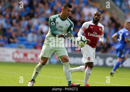 Cardiff, Großbritannien. 2. September 2018. Neil Etheridge, der torwart von Cardiff City in Aktion. Premier League match, Cardiff City v Arsenal an der Cardiff City Stadion am Sonntag, den 2. September 2018. Dieses Bild dürfen nur für redaktionelle Zwecke verwendet werden. Nur die redaktionelle Nutzung, eine Lizenz für die gewerbliche Nutzung erforderlich. Keine Verwendung in Wetten, Spiele oder einer einzelnen Verein/Liga/player Publikationen. pic von Andrew Obstgarten/Andrew Orchard sport Fotografie/Alamy leben Nachrichten Stockfoto