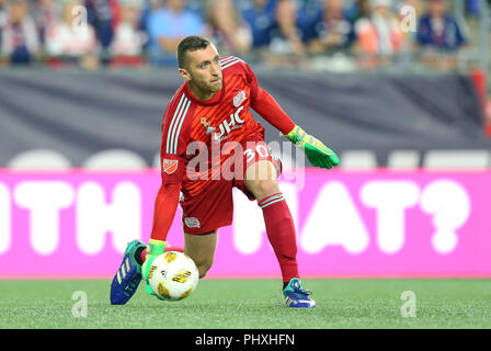 September 1, 2018; Foxborough, MA, USA; New England Revolution Torhüter Matt Turner (30) in einem MLS-Match zwischen Portland Timbers und New England Revolution am Gillette Stadium. Das Spiel wurde zu einem abgehobenen Betrag 1-1 gespielt. Anthony Nesmith/CSM Stockfoto