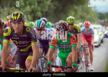 Tiverton, Großbritannien. 3. September 2018. Romain Cardis Team direkte Energie in das Feld an der Spitze von Long Drag Hill Tiverton, 2018 Tour durch England Devon Bühne: Martin Hughes-Jones/Alamy leben Nachrichten Stockfoto