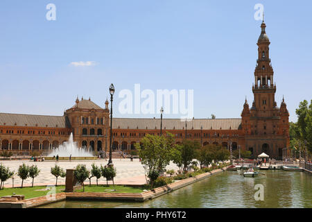 Sevilla, Spanien - 14. Juni 2018: Spanien Square (Plaza de Espana) Stockfoto