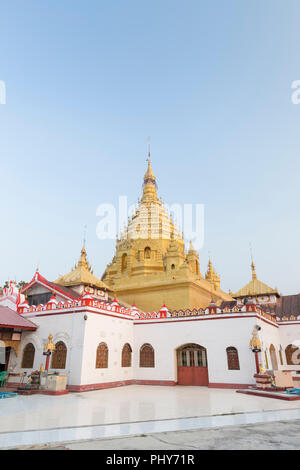 Yadana Mann Aung Pagode in Nyaungshwe, Myanmar Stockfoto