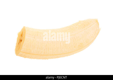 Banane in Scheiben geschnitten auf weißem Hintergrund. Ansicht von oben. Flach Stockfoto