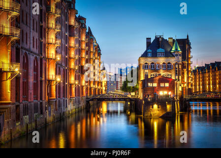 Wasserburg in der Speicherstadt Die Speicherstadt in Hamburg, Deutschland Stockfoto