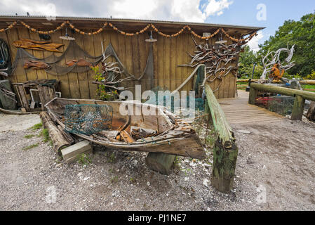 Clarks Fish Camp ist eine einzigartige und rustikalen Fischrestaurant auf Julington Creek, einem Nebenfluss des St. Johns River in Jacksonville, Florida. Stockfoto