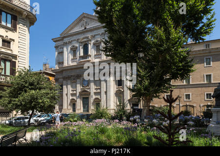 Rom, Italien, 23. JUNI 2017: Sonnenuntergang Blick auf Basilika San Carlo ai Catinari in Rom, Italien Stockfoto