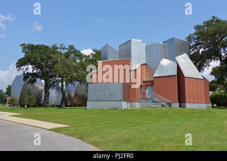 BILOXI, MS-Blick auf die Wahrzeichen Ohr-O' Keefe Museum der Kunst, die sich mit der verrückte Töpfer von Biloxi, in Biloxi, Mississippi. Stockfoto