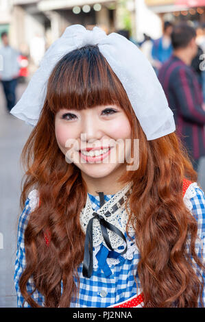 Lolita girl in Takeshita Straße, Harajuku, Shibuya, Tokio, Japan Stockfoto