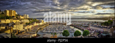 De - Devon: Abend über der Hafen von Torquay und Torbay (HDR-Bild) Stockfoto