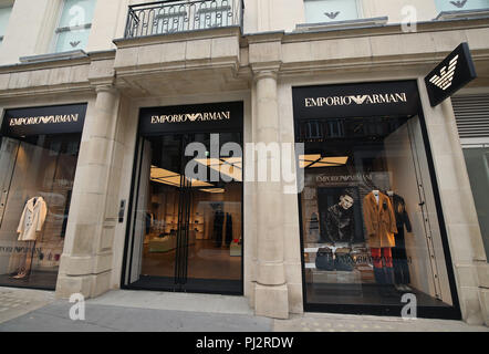 Die Emporio Armani Store auf New Bond Street, London. PRESS ASSOCIATION Foto. Bild Datum: Mittwoch, August 22, 2018. Photo Credit: Yui Mok/PA-Kabel Stockfoto