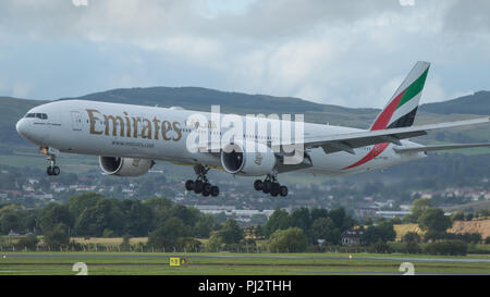 Emirates Airlines liefert Glasgow mit einer zweimal täglichen Flug nach und von Dubai. Emirates Dubai dient als internationale Drehscheibe mit Anschlussflügen. Stockfoto