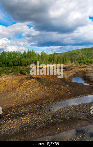 Red Creek entlang des Dempster Highway, Kanada Stockfoto