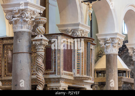 Kathedrale von San Cesario Innenraum, Terracina, Latium, Italien Stockfoto
