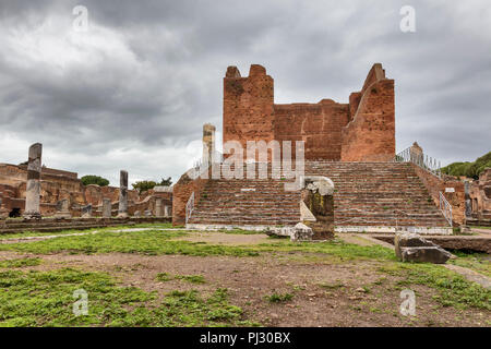 Capitolium Tempel, Ruinen der antiken römischen Ostia Antica, Latium, Italien Stockfoto