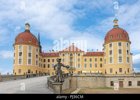 MORITZBURG, Deutschland - 21. August: Moritzburg Schloss Moritzburg, BRONCHIAL am 21. August 2018. Das barocke Schloss wurde im 16. Jahrhundert von Herzog gebaut Stockfoto