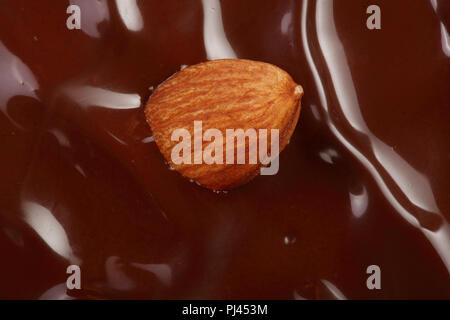 Geschmolzene Schokolade Swirl als Hintergrund closeup Stockfoto