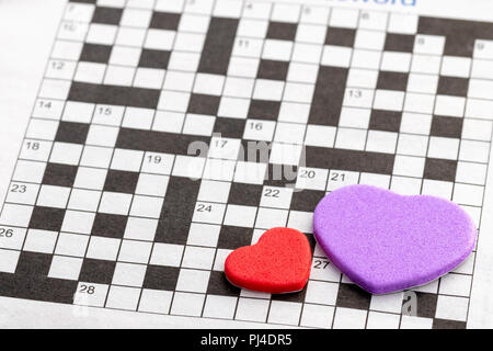 Die leere Kreuzworträtsel mit Herzform Stockfoto