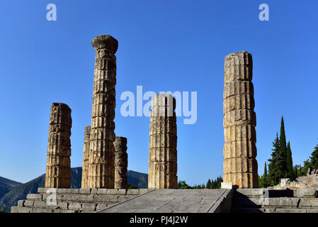 Der Tempel des Apollo in Delphi, Zentral Griechenland Stockfoto