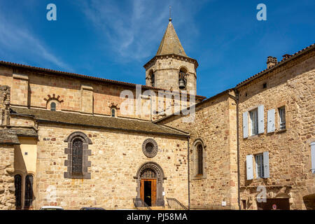 Saint Gervais und Sankt Protais Kirche von Langogne, Lozère, Royal, Frankreich, Europa Stockfoto