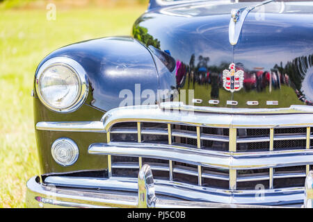 Flache Tiefenschärfe Nahaufnahme der vorderen Ende auf einem 1949 Dodge Coronet. Stockfoto