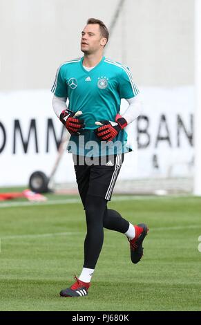 München, Deutschland. 04 Sep, 2018. firo: 04.09.2018, Fußball, Fußball, Nationalmannschaft Deutschland, Ausbildung, Manuel Neuer, DFB, ganze Figur | Verwendung der weltweiten Kredit: dpa/Alamy leben Nachrichten Stockfoto