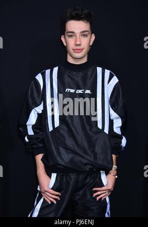Los Angeles, Kalifornien, USA. 4. September 2018. James Charles die Premiere von Warner Bros. Pictures'' die Nonne' auf 4. September besucht, 2018 in Hollywood, California Credit: Tsuni/USA/Alamy leben Nachrichten Stockfoto