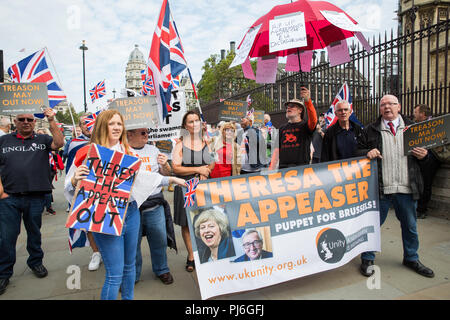 London, Großbritannien. 5. September 2018. Pro-Brexit Aktivisten aus Großbritannien Einheit Protest in Westminster. Credit: Mark Kerrison/Alamy leben Nachrichten Stockfoto