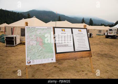 Terwilliger Feuer Lager ODER, USA - 30. August 2018: Map Detail der Terwilliger Feuer, Brennen derzeit mehr als 8000 Hektar des Willamette Nationa Stockfoto