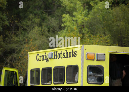 Terwilliger Feuer Lager ODER, USA - 30. August 2018: Craig Hotshots Löschfahrzeuge bereiten die Flamme der Terwilliger Feuer in der Willamette Nat zu Schlacht Stockfoto