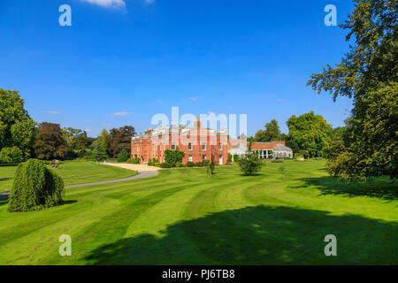 Avington Park, eine Palladianische Villa Landhaus von Parks und Gärten im Avington in der Nähe von Winchester, Hampshire umgeben, Südengland Stockfoto